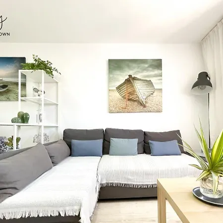 Appartamento B-rent Sinergia Amazing 2 Bedrooms *